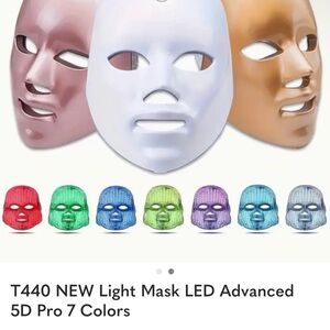New LED Light Therapy Mask with 7 Colors